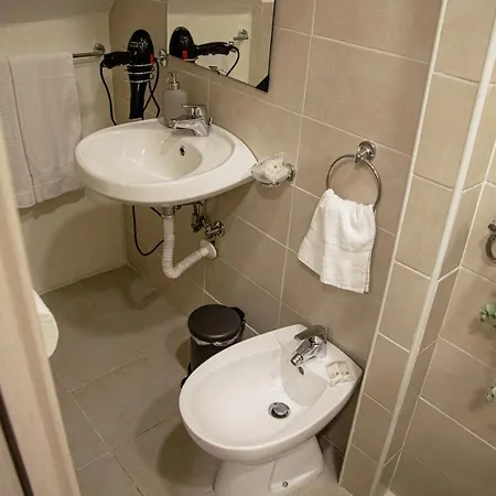Graziano Station Apartmán Neapol